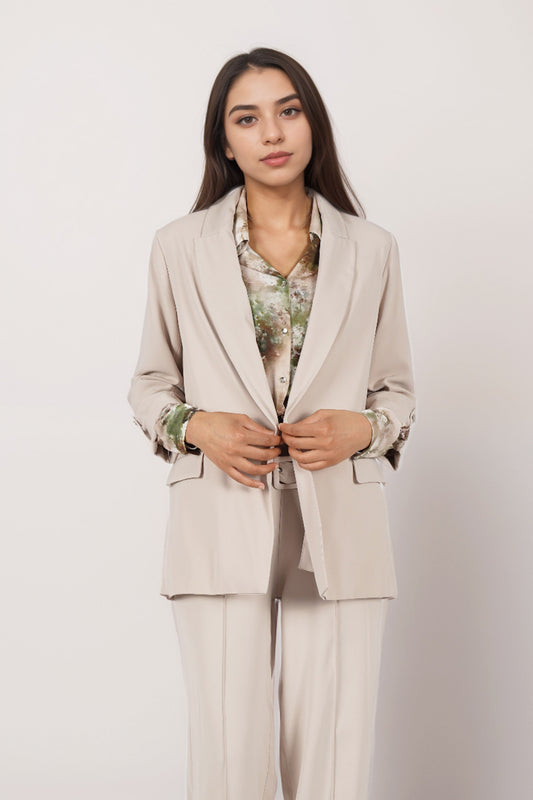 Abina V Veste